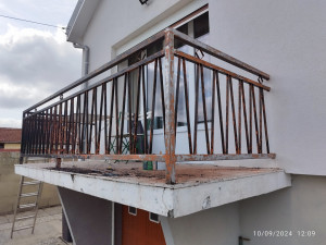 Photo de galerie - Peinture extérieur balcon et barrière