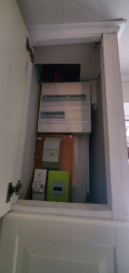 Photo de galerie - Remplacement d’un ancien tableau à fusibles par un tableau à disjoncteurs