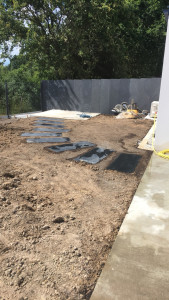 Photo de galerie - Pas japonais et clôture en pâlis d’ardoise 