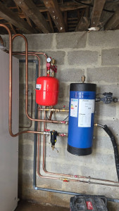 Photo de galerie - Pose pompe a chaleur air/eau 