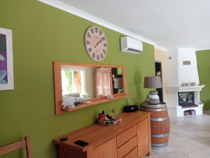 Photo de galerie - Peinture salon séjour, murs, plafond et portes