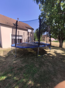 Photo de galerie - Pied de trampoline réparé 