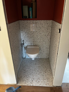 Photo de galerie - Dépose et pose d’un wc suspendu avec un robinet pour le G