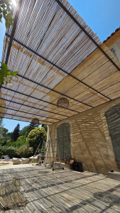 Photo de galerie - Pose canisse , nettoyage terrasse 