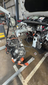 Photo de galerie - Remplacement boîte de vitesse hybride 