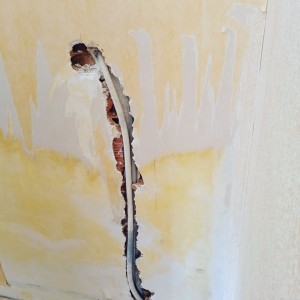 Photo de galerie - Fuite sur cuivre, réparation derrière la douche pour ne pas casser la faïence 