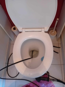 Photo de galerie - Débouchage sanitaire avec foret haute pression
