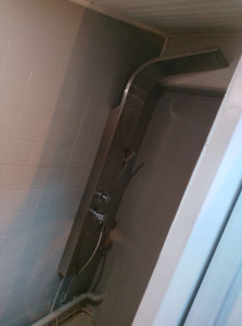 Photo de galerie - Installation d'une Colonne de douche en mode bidouille ?