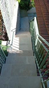 Photo de galerie - Pose carrelage escaliers ,terrasse, piscine 