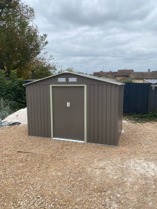 Photo de galerie - Bricolage et multi services