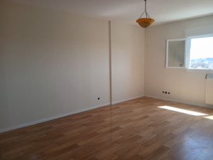 Photo de galerie - Parquet +papier peint 
