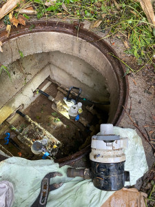 Photo de galerie - Dépose du compteur d’eau pour le changement du raccord fuyard après compteur d’eau 