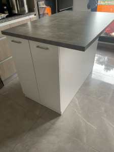 Photo de galerie - Montage îlot central 