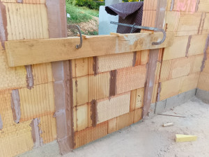 Photo de galerie - Posé dès briques et blocs 