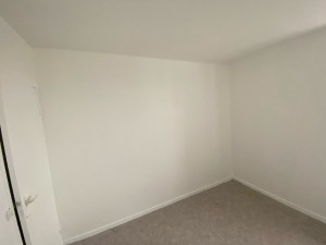 Photo de galerie - Ossature des murs, isolation, placage, bande, peinture