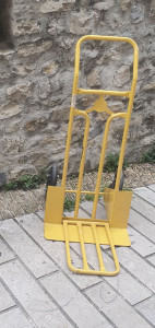 Photo de galerie - Aide  audéménagement avec diable