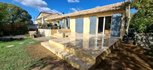 Photo de galerie - Création de terrasse en travertin 