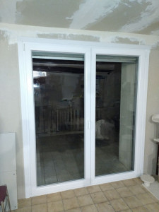 Photo de galerie - Dépose, repose d'un châssis 2 battant PVC blanc 9016 vitrage isolant 