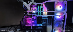 Photo de galerie - Montage pc , watercooling personnalisé, installation soft , réparation.