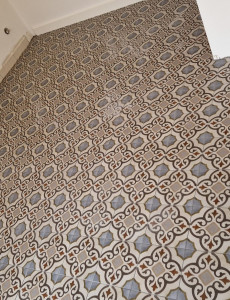 Photo de galerie - Pose carrelage carreaux ciment 