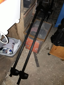 Photo de galerie - Barres de toit, j'ai 2 longueurs disponibles. 