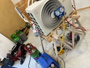 Photo de galerie - Habilitation fluide frigo / entretien maintenance dépannage PAC AIR AIR / AIR EAU / chauffage toutes énergies 