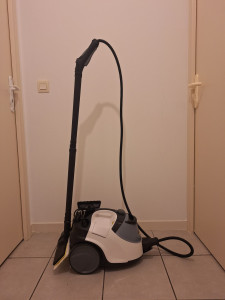 Photo de galerie - Location nettoyeur vapeur, loué avec lingettes propres.
