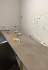 Photo de galerie - électricité et plan de travail 
