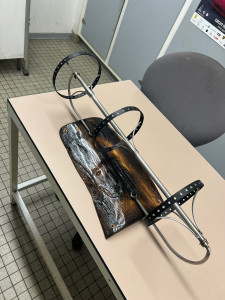 Photo de galerie - Support boucle d’oreilles 