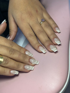 Photo de galerie - ? Pose d’ongles