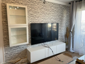 Photo de galerie - Montage meuble IKEA et fixation au mur 