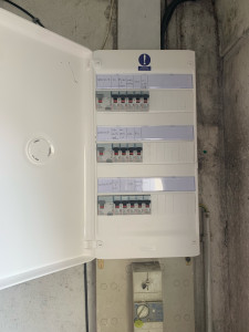 Photo de galerie - Tableau refait à neuf et au norme 