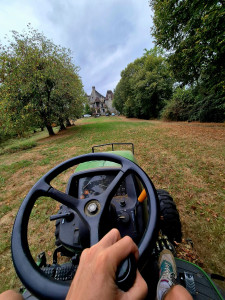 Photo de galerie - Devis gratuit tonte particulier et entreprise 