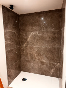 Photo de galerie - Pose 60x120 douche 