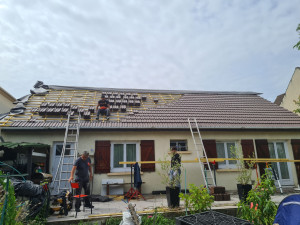 Photo de galerie - Nous effectuons des travaux de couverture 
neufs ou rénovation 
recherche de fuite 
reparation