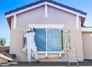 Photo de galerie - Peinture sur façades et sur les boiseries (portes, encadrement de fenêtres et volets)