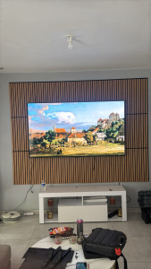 Photo de galerie - Pose de panneau mural ainsi que la fixation TV 
