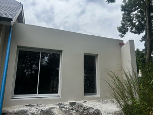 Photo de galerie - Extension en parpaings avec enduit monocouche 