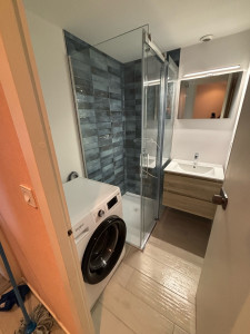 Photo de galerie - Rénovation d’une petite salle d’eau 