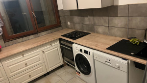 Photo de galerie - Pose de meubles et plan de travail