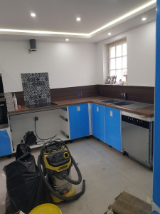 Photo de galerie - Pose cuisine  plafond décoratif 