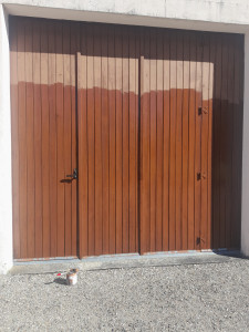 Photo de galerie - Rénovation d'une porte de garage 