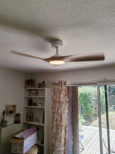 Photo de galerie - Installation de ventilatieur de plafond 