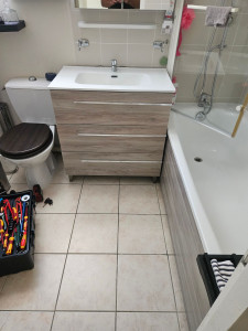 Photo de galerie - Remplacement lavabo et meuble 