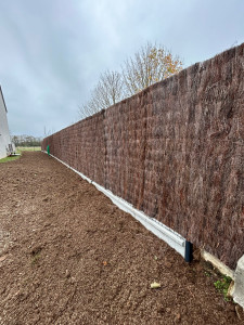 Photo de galerie - Pose de clôture + de la brande