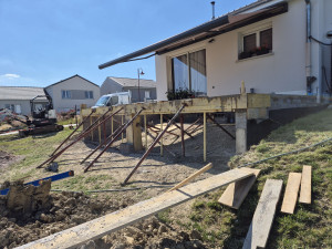 Photo de galerie - Terrasse sur pilotis 