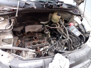 Photo de galerie - Tout types d'interventions moteurs vidange des fluides, filtrations, transmissions, échappement, freinage, amortissement, distribution, etc....