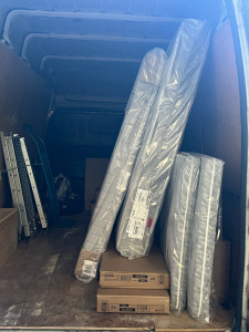 Photo de galerie - Transport de colis pour l’un de nos client qui fait de meuble lit matelas 