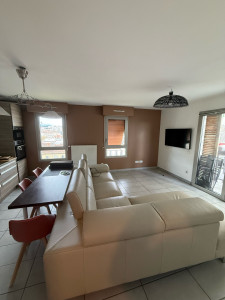 Photo de galerie - Salon cuisine apres