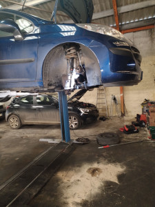 Photo de galerie - Remplacement rotule suspension 